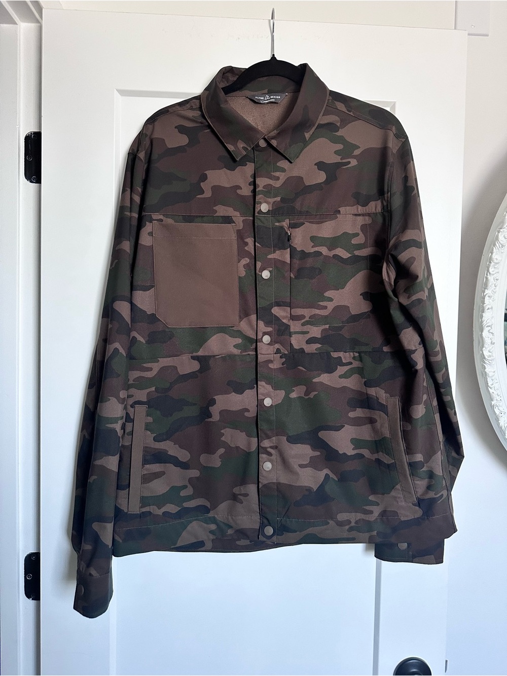 Alpine Design Men's Brown & Green Camo Field Jacket